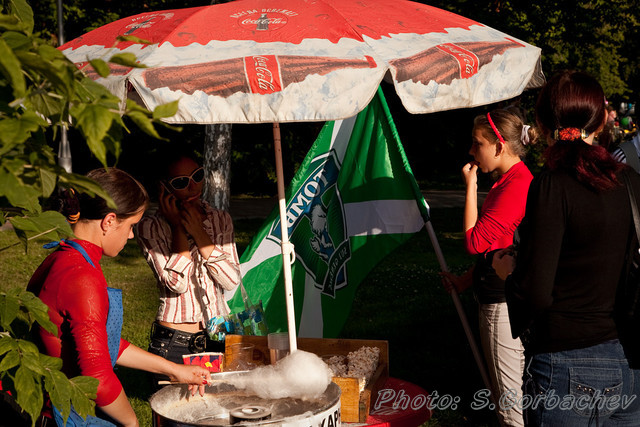 090801-7350_