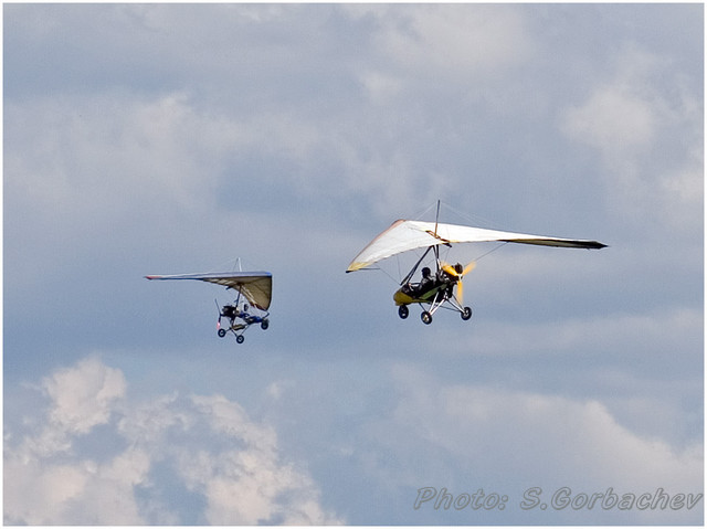 fleeting_encounter_(they're_flying)