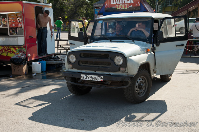 110618-6800