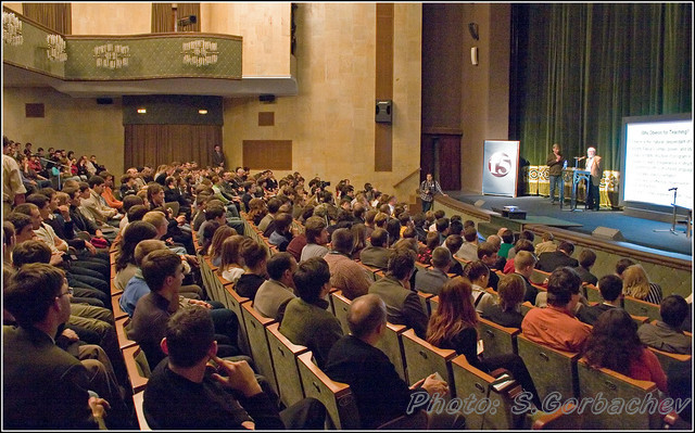 dialogue_with_hall