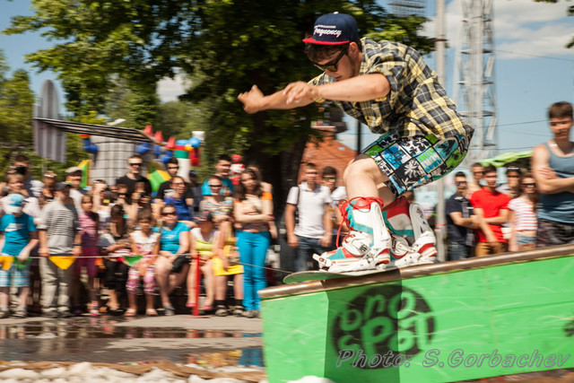 140629-2202