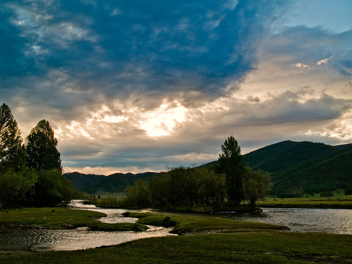 alt_1_010.jpg