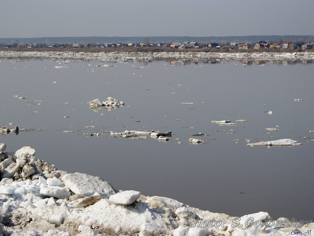 drifting_of_ice_(2005)
