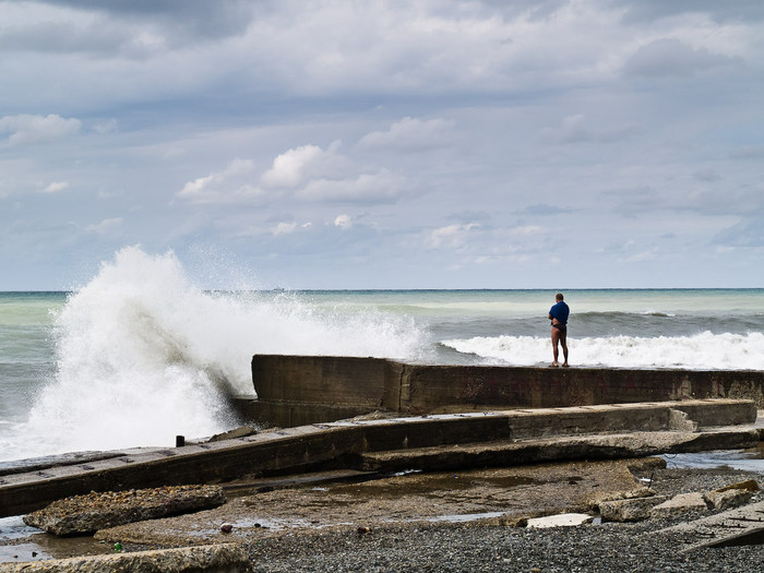 Sea-100.jpg