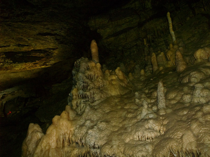 Cave-019.jpg