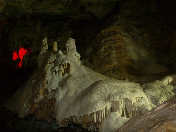 Cave-022.jpg