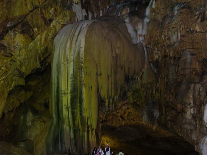 Cave-031.jpg