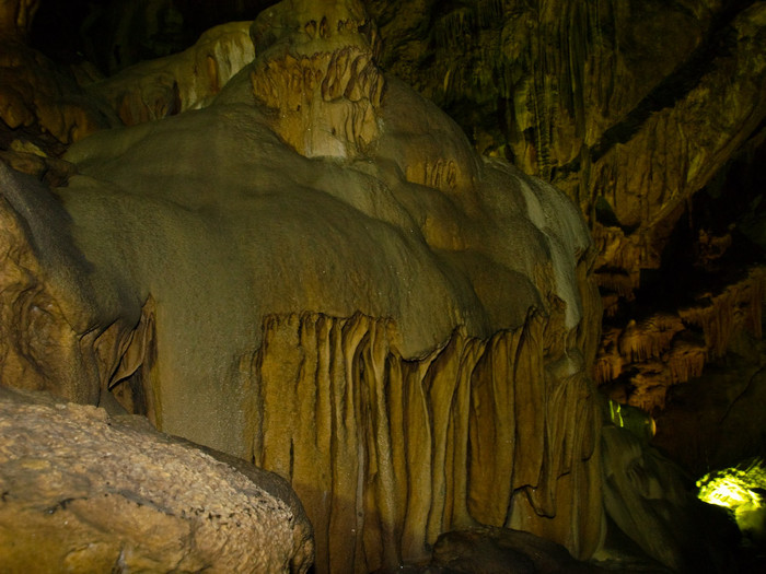 Cave-032.jpg