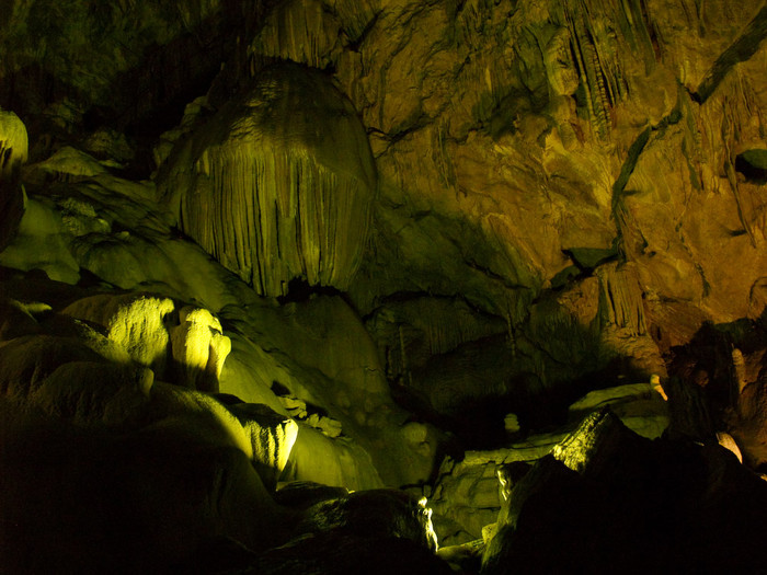 Cave-033.jpg